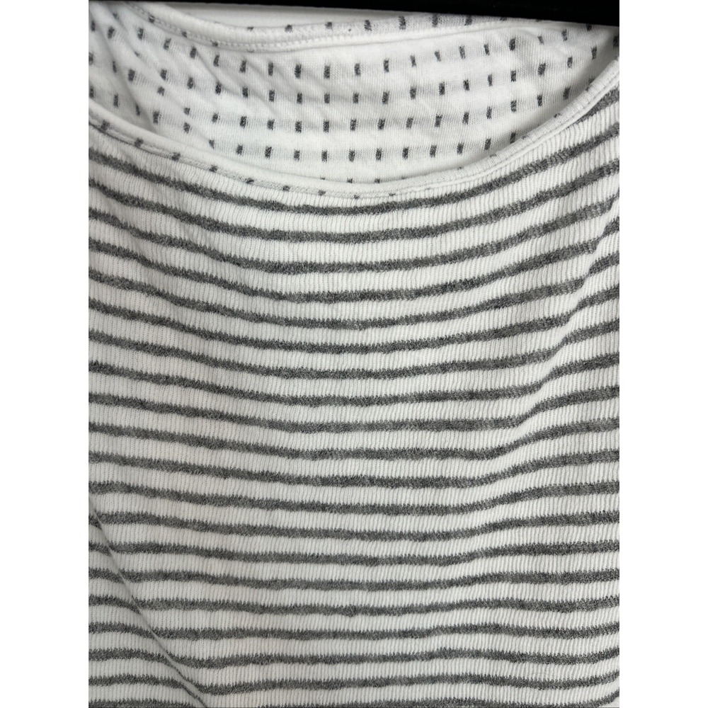 Women's‎ 2XL Long Sleeve Pullover White Gray Stripe Soft Comfy Made In U.S.A - Picture 2 of 9